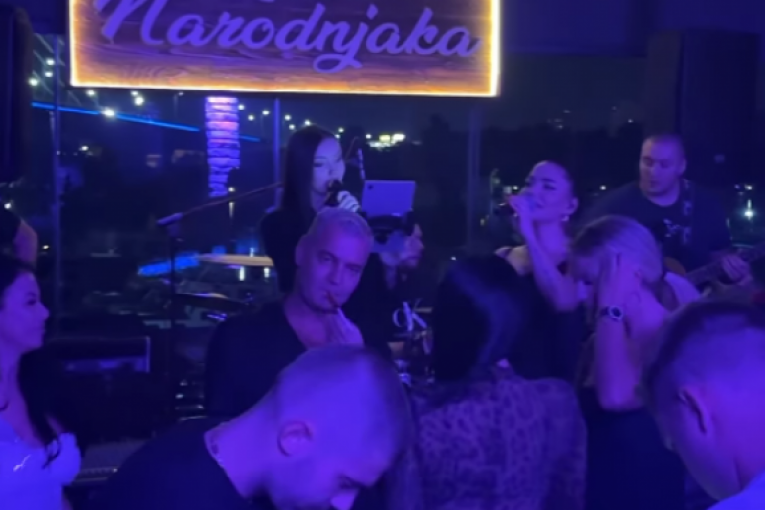 Stefan Karić snima Maju Marinković