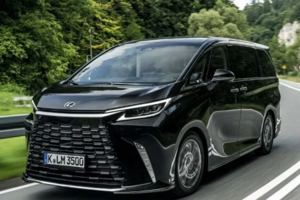 STIGAO U EVROPU: Lexus debitovao na spektakularan način! Ima SVE ŠTO SE MOŽE POŽELETI, ali jedna „sitnica“ rastužila je kupce