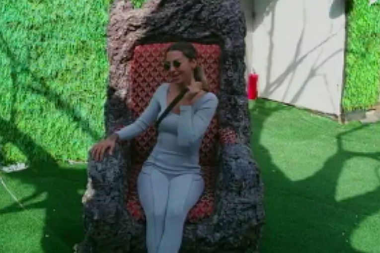 Aneli Ahmić kod Drveta mudrosti