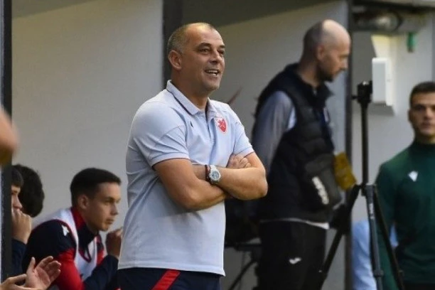 MILIJAŠ ZADOVOLJNO TRLJA RUKE: Borimo se za nokaut fazu!