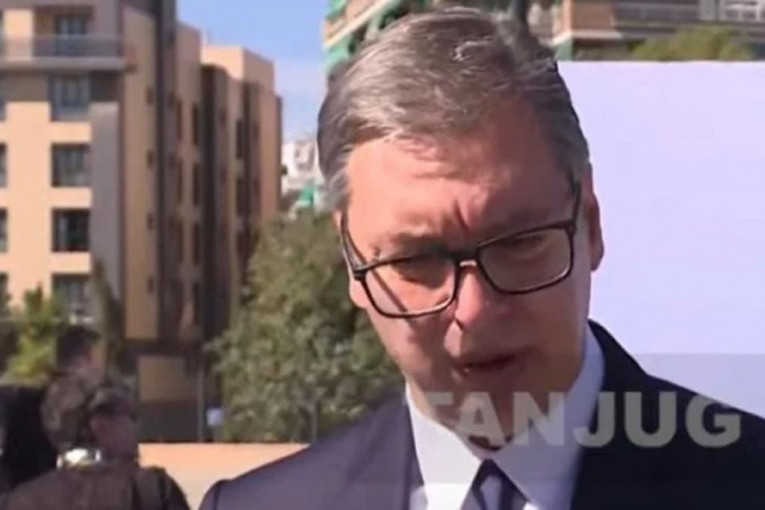 VUČIĆEVA MOĆNA PORUKA UOČI SAMITA U GRANADI: "Težak i naporan dan, ali se nadam napretku"