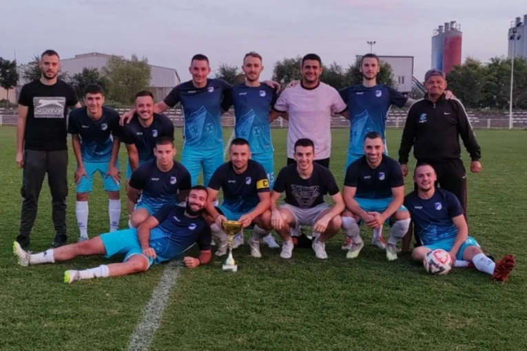 PEHAR KUPA PUTUJE U MRAMORAK: Nakon penal serije radovao se sastav Proletera!