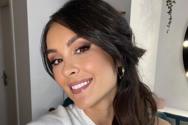 OVAJ TRIK ZA BUJNIJU KOSU MORATE PROBATI: U šampon dodate jedan sastojak koji sigurno već imate (FOTO)