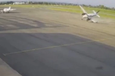 SRUŠIO SE AVION NA PISTU: Pilot je na mestu poginuo, a onda se dogodilo ČUDO SA PUTNICIMA!