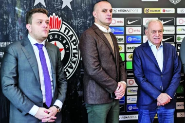 VAZURA PROZVAO TERZIĆA I NAJAVIO PROMENA U UPRAVI PARTIZANA: Da li će grobari biti srećni?