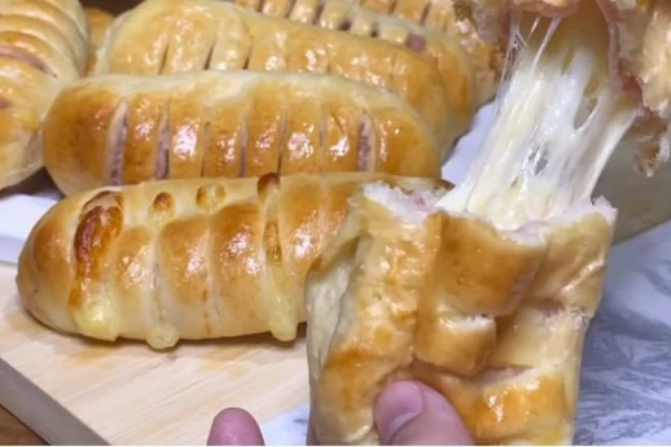 ROLNICE SA SIROM I ŠUNKOM: Recept koji će oduševiti i vaše najmlađe, sa OVIM sastojkom biće bolje nego iz PEKARE!