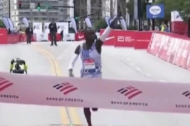 SVETSKA SPORTSKA SENZACIJA: Ovo nikada niko nije učinio - oboren je rekord koji je smatran nedostižnim!