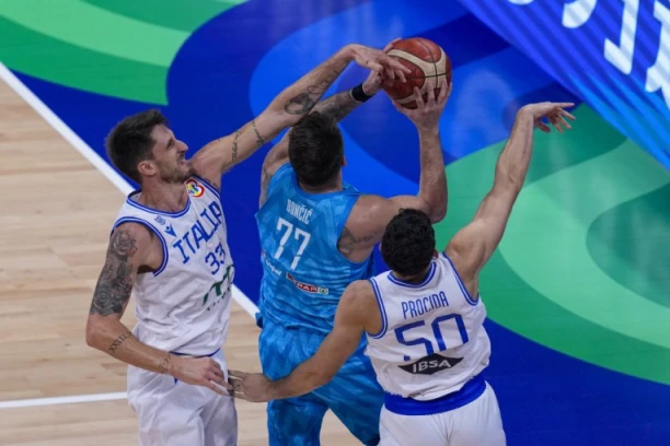 ČUVENI KOŠARKAŠ PAO U KOMU POSLE TEŠKE OPERACIJE: Potresna ispovest njegove supruge!