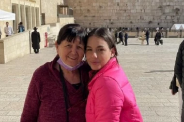 GROZNIJE I TUŽNIJE NE MOŽE: Hamasovci ubili baku, pa uzeli njen telefon i NAPRAVILI NAJODVRATNIJI POTEZ! Unuka je vrištala u očaju!