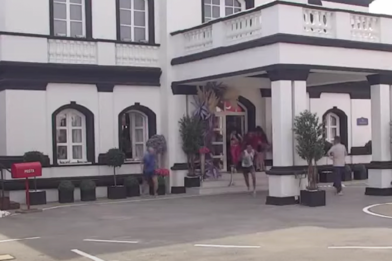 Otvorena prodavnica u Eliti