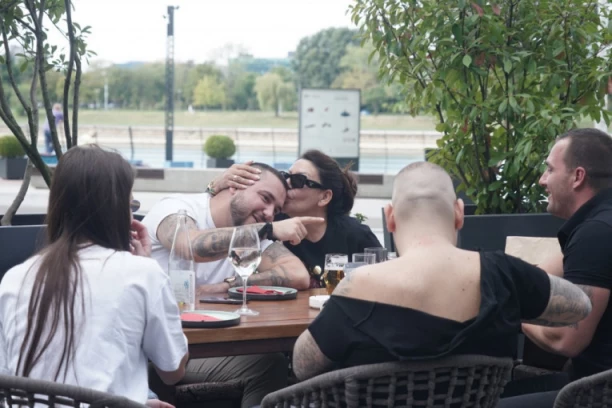 FOLKER KRIO ISTINU O SINU, NJEGOVA SUPRUGA SVE OBELODANILA: Nakon OPERACIJA sada je sve otkriveno šta se dešava u porodičnom domu!