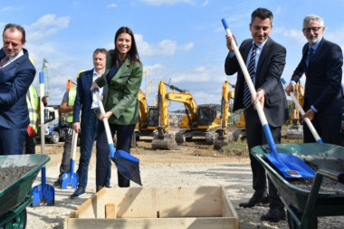VUJOVIĆ U UBU: Obeležen početak radova na izgradnji regionalnog centra za upravljanje otpadom, najvećeg ekološkog projekta u Srbiji