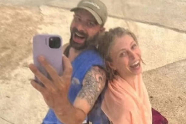 DVOJE MLADIH SU NASMEJANI I NE SLUTE KAKVA ĆE IH UŽASNA SUDBINA VEOMA BRZO ZADESITI! Priča o Deniju i Karolini budi jezu! (FOTO)