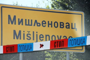 KOCEM GA TUKLI DO SMRTI, SA ZIDOVA SE SLIVALA KRV: Jezivo ubistvo iz osvete, rođaci ga krvnički batinali, treći osvetljavao sobu telefonom!