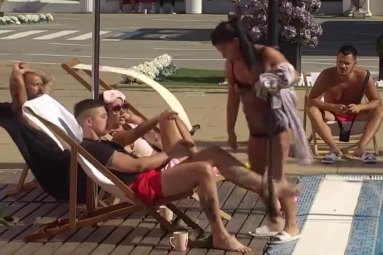 Bojana Pavlović i Marija Malivuk Elita 7 Zadruga svadja