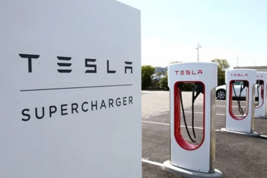 DOBRA VEST ZA ELEKTRIČNA VOZILA: Na srpskim auto-putevima biće do 320 EV punjača!