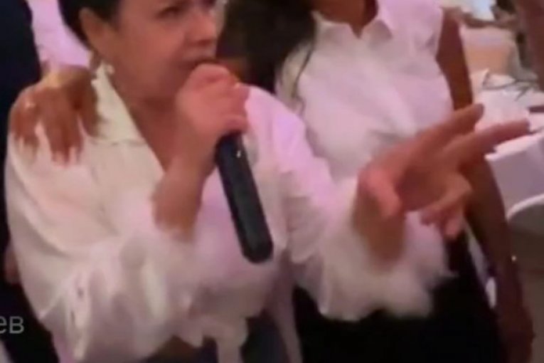 Zlata Petrović pijana