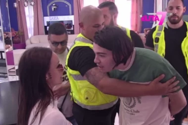 PLJUVANJE, PSOVKE I GNUSNE UVREDE! Totalni haos u Eliti, obezbeđenje imalo pune ruke posla, Predsednik dao po "gasu!"