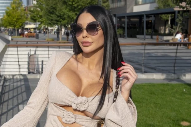 MAJA MARINKOVIĆ BILA NA NIŠANU OPASNIH LJUDI? Bivša drugarica pokušala da joj spase ŽIVOT, pa se desio ŠOK PREOKRET! (VIDEO)