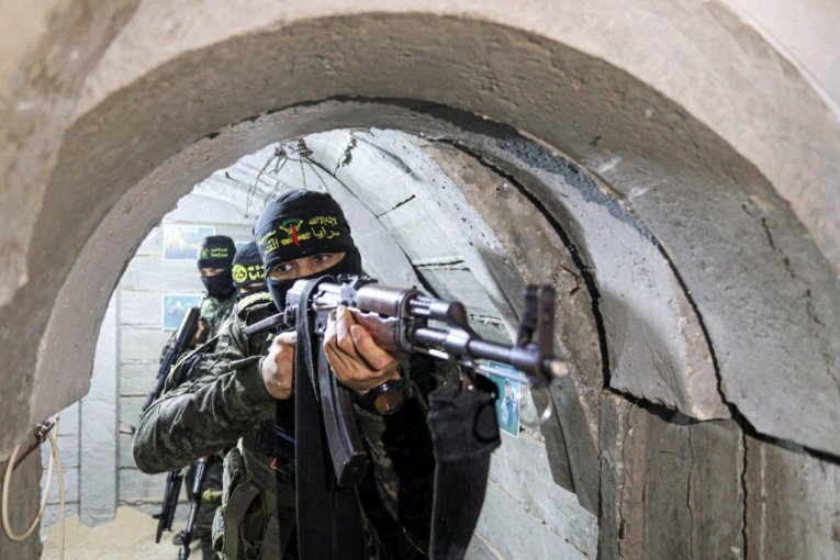 IZRAEL ĆE HAMASOVCE PODAVITI KAO PACOVE: Tvrđava terorista u Gazi pretvorena u smrtonosnu klopku