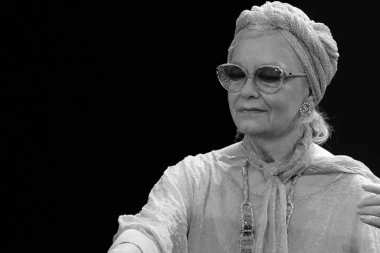 ONA JE PREPOZNALA NJEN TALENAT, PRVU FILMSKU ULOGU JE DOBILA SASVIM SLUČAJNO! Milena Dravić simbol jednog vremena!