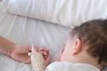 DA VIDITE ŠTA MOŽE DA SE DESI AKO LJUBITE BEBU: Smenjuju se uznemirujuće slike deteta inficiranog lica, majka objasnila od čega je bolovao (FOTO/VIDEO)