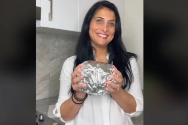 ANITA JE ZA 10 SEKUNDI OČISTILA KUPUS BEZ NOŽA: Ovu neverovatnu caku svi morate znati! (FOTO/VIDEO)