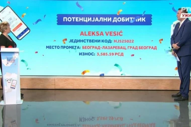 ON JE VEČERAS DOBIO STAN! Aleksa je bio na večeri kad mu je koleginica sa fakulteta javila SREĆNU VEST: "Mislio sam da je šala" (FOTO)