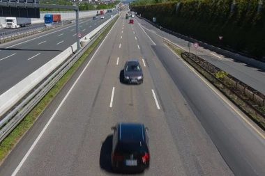 BAHATIM VOZAČIMA NIKAD KRAJA: Još jedna vožnja u suprotnom smeru u Beogradu!