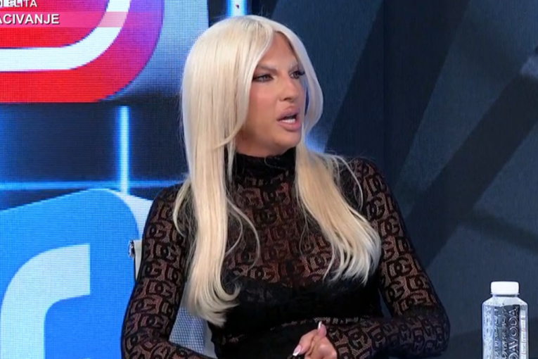 Jelena Karleuša u Hit Tvitu na Pinku