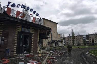 SKANDALOZNO! OVO NIGDE NEMA, SAMO U UKRAJINI: Vlasti sprovode nasilnu evakuaciju stanovništva iz dela Donjecka pod kontrolom Kijeva!