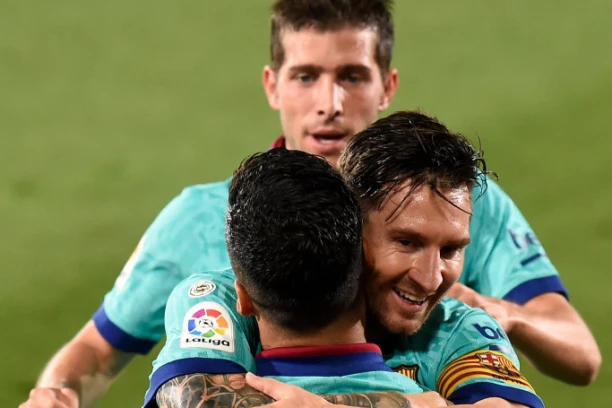 PUCA BOMBA, MAJAMI I BARSELONA BLIZU DOGOVORA: Mesi ponovo u starom društvu