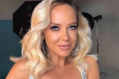 100 MILIONA ZGRNULA ZA GODINU DANA! Ona je NAJBOGATIJA pevačica na Balkanu - EVO KAKO ZARAĐUJE TOLIKU LOVU!