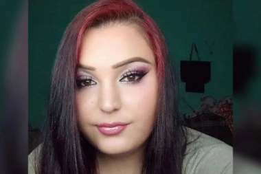 "TREBALO JE DA SE UDA, A NE DA STRADA" Ovo je devojka (18) koja je poginula kod Obrenovca - auto bio smrskan do neprepoznatljivosti