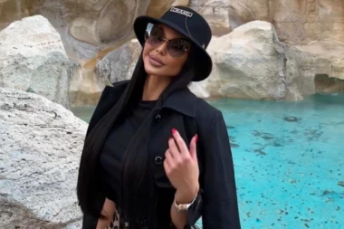 MAJA MARINKOVIĆ UHVAĆENA U AKCIJI U KLUBU: Šok snimak kruži internetom, kamere zabeležile sa kojim muškarcem je završila!