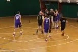 SKANDAL! Tuča na košarkaškom meču! (VIDEO)