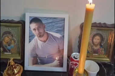 "MNOGO JE STVARI KOJE SAM ŽELELA DA MU KAŽEM, A NISAM USPELA" Potresna ispovest majke ubijenog Dejana: Želim da svi čuju koliko ga je mama volela (FOTO)