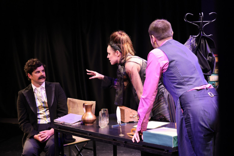 Autobiografija predstava