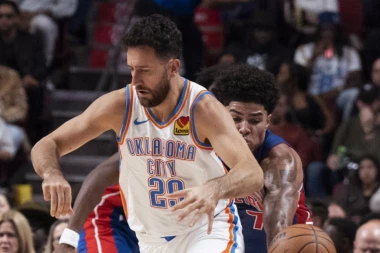 NA KRILIMA SRPSKOG REPREZENTATIVCA: Njegove lopte imaju oči - Vasa Micić je KRALJ ASISTENCIJA!