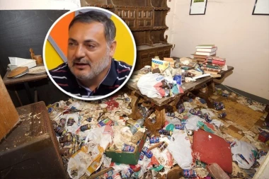 NEKAD RASKOŠ ŠUMADIJE, DANAS DVORAC DEPONIJA: Karađođev dom demoliran, pun smeća! Predsednik opštine Rača: To je od izbeglica, nemamo para da ga sredimo!