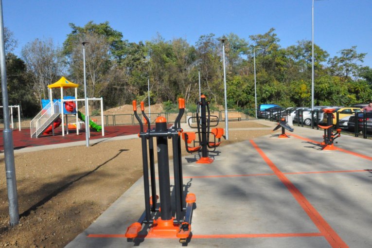 Otavranje igrališta na Savskom vencu