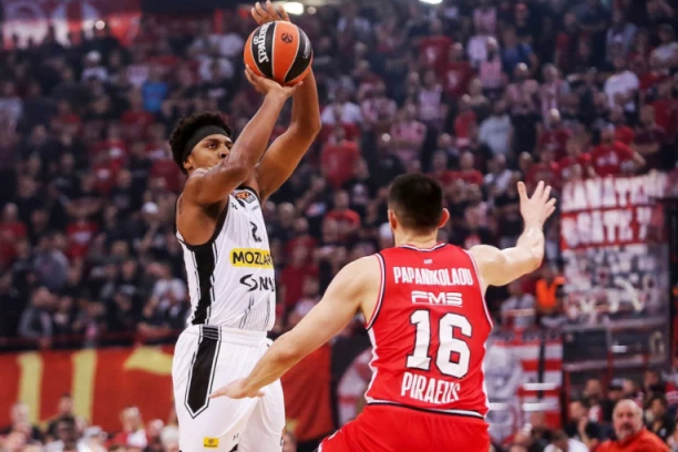 HRABRI PARTIZAN PAO NAKON DRAME I PRODUŽETKA U PIREJU: Panter TRAGIČAR crno-belih!