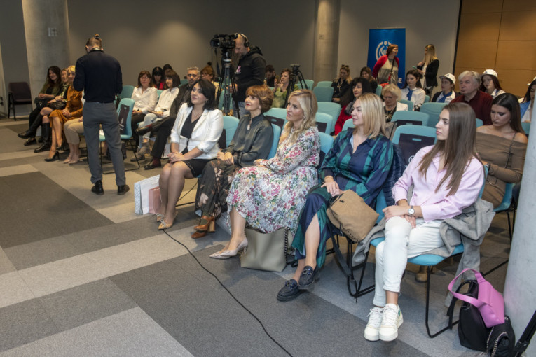 Prisutni na konferenciji o zdravlju žena Srbije