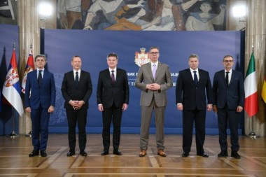 TEŽAK SASTANAK SA "VELIKOM PETORKOM"! Oglasio se Vučić posle još jedne ture iscrpljujućih razgovora: "Verujem da ćemo pronaći put...!"