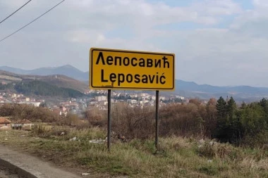 SKANDALOZNO! Gradonačelnik Hetemi i njegovi saradnici izazvali haos u Leposaviću!