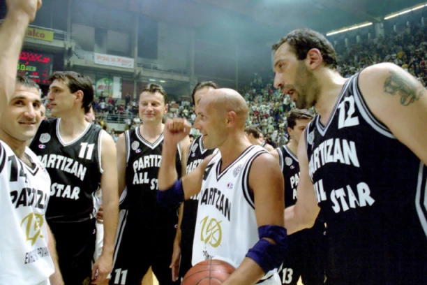 CRVENA ZVEZDA MERIDIANBET IMA BOLJI TIM: Legenda Partizana šokirala Grobare - nema poverenja u aktuelni sastav crno-belih!