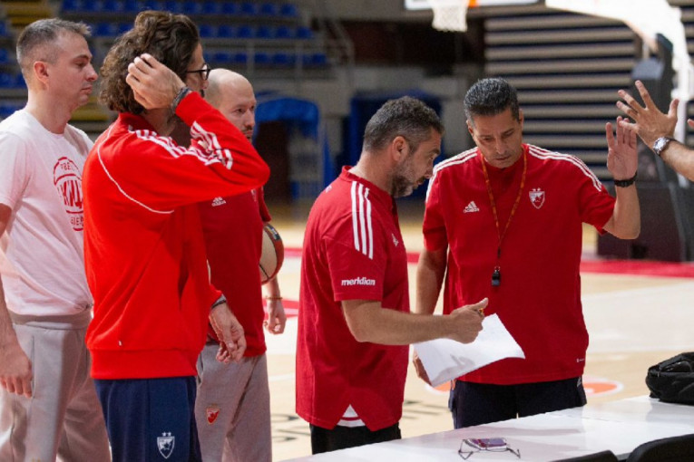 Janis Sferipulos već zasukao rukave.