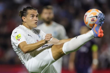 PREOKRET U PANČEVU! Bivši igrač Zvezde doneo bodove Železničaru!