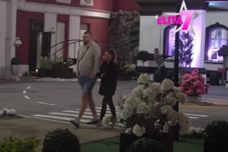 Janjuš i Aneli Elita