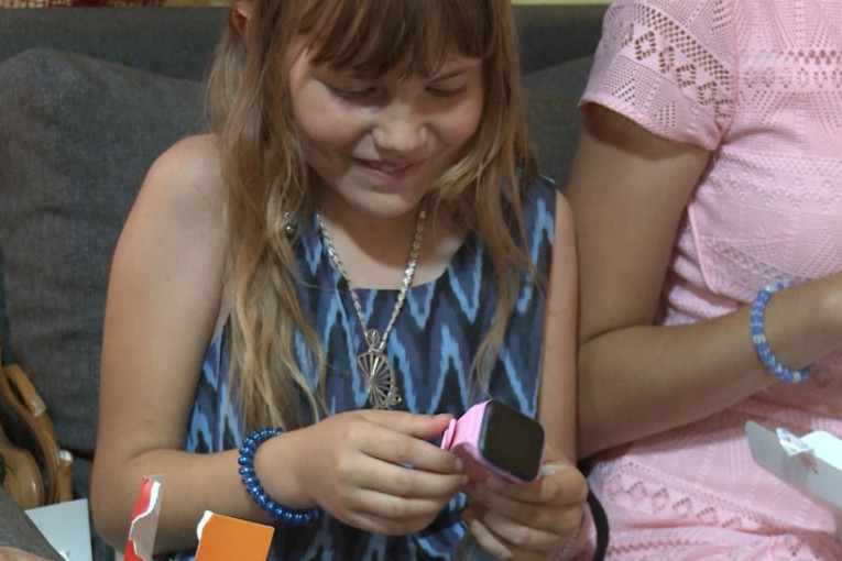 Jovana Jeremić sa porodicom Marković